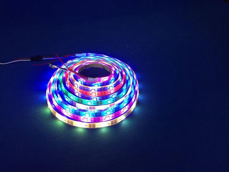 东莞APP智能蓝牙多色灯方案 /BLE蓝牙智能幻彩灯控方案 /智能照明系统方案 /低能耗幻彩灯方案